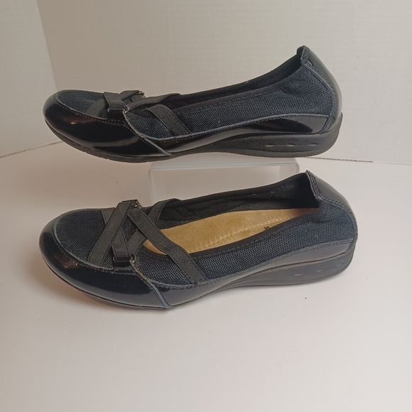 Earth Spirit Shoes - Earth Spirit Gelron Cushion‎ Slip-on Flats Shoes Black Women’s Size 7 Comfort